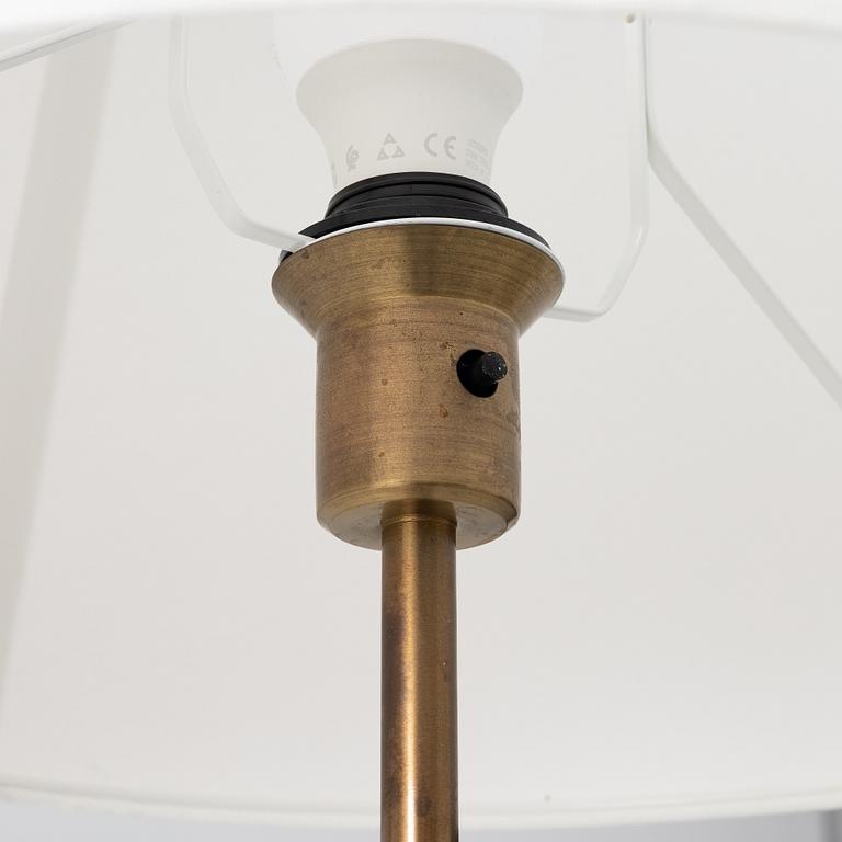 Golvlampor ett par, Nybro Armaturfabrik, 1900-talets andra hälft.