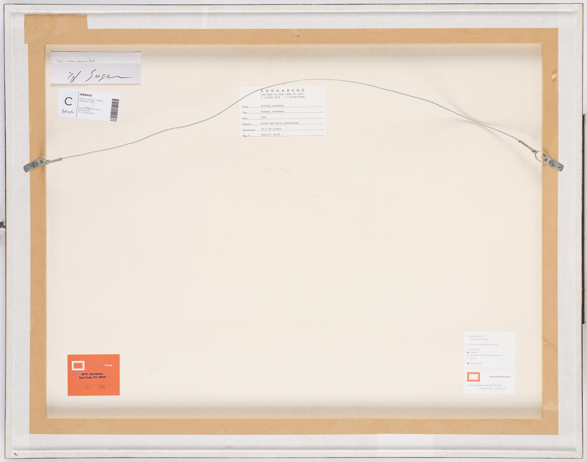 Hiroshi Sugimoto, "Draken, Göteborg", 2001.