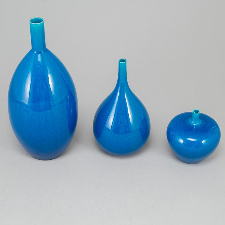 CARL-HARRY STÅLHANE, a set of 9 stoneware vases, Rörstrand, Sweden, mid 20th century.