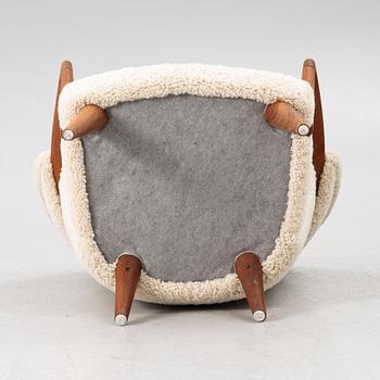 Fredrik Kayser, Fredrik A. Kayser, a model 2222 easy chair, for Rastad & Relling, manufactured by Hjelm & Årn.