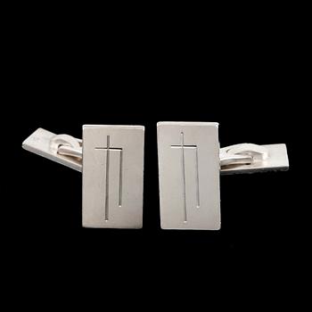 MANSCHETTKNAPPAR, ett par, silver, Wiven Nilsson, Lund 1957-58. Sign. Tot vikt 11g.