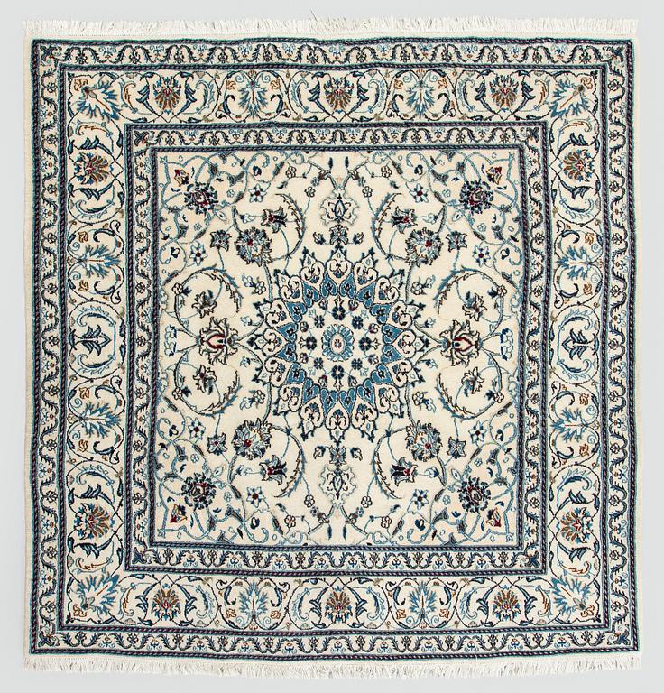 A Nain carpet, ca. 194 x 194 cm.
