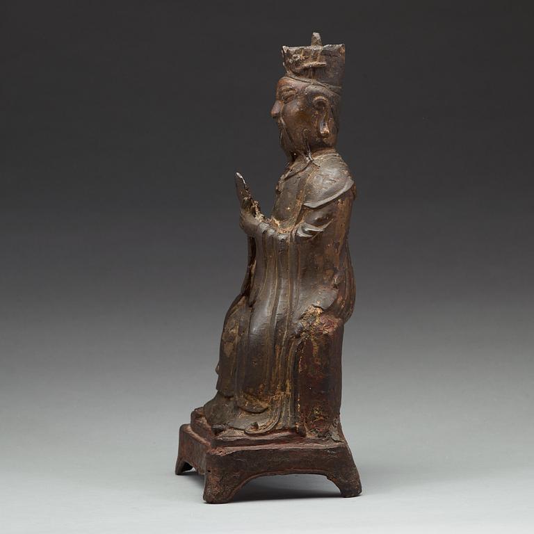 A seated bronze daoist dignitary, Ming dynasty (1368-1644).