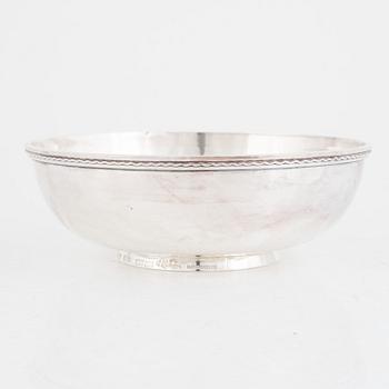A Swedish silver bowl, mark of Eric Råström, Råströms Silver- O Nysilverfabrik, Stockholm 1975.