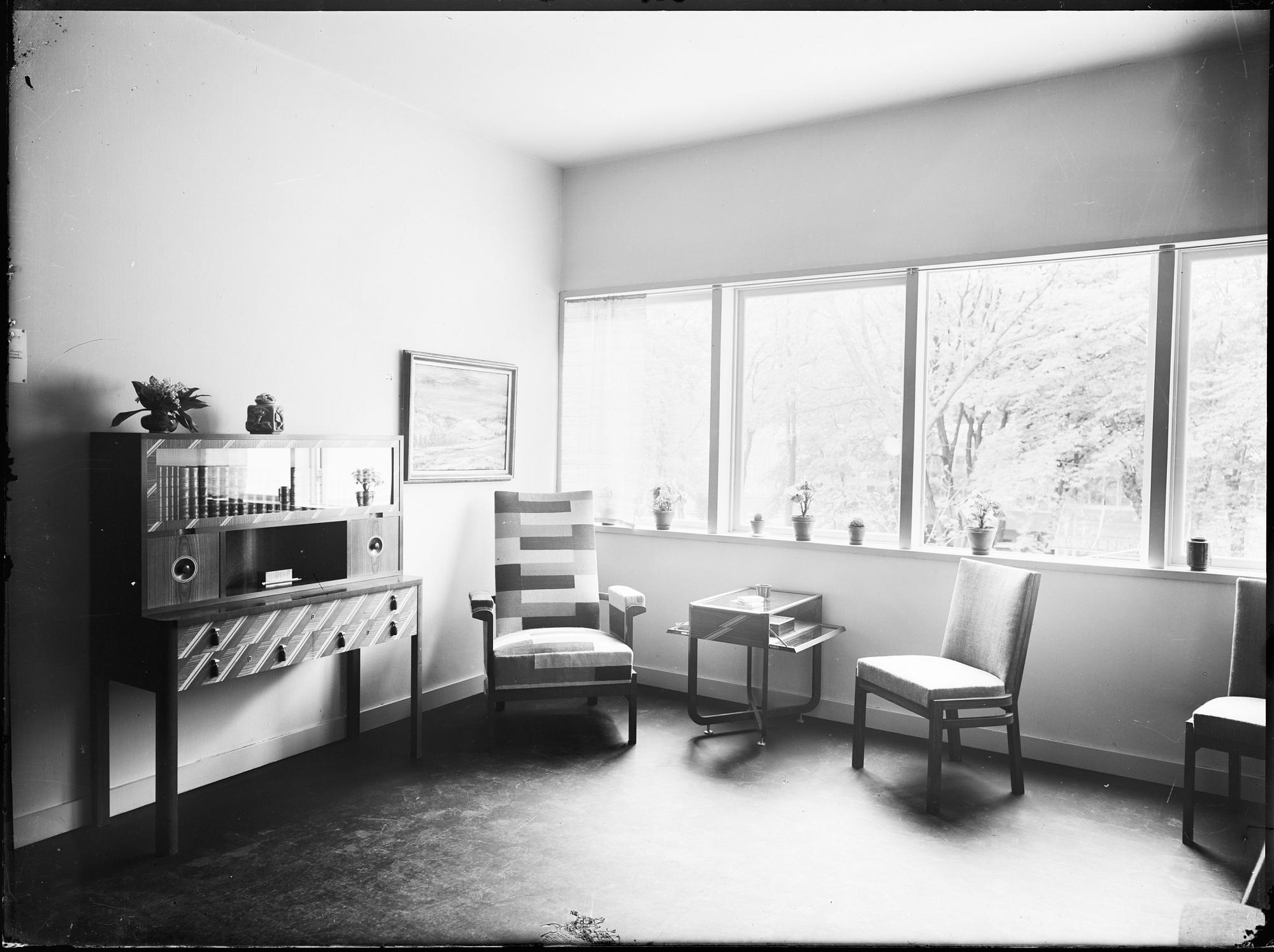 Harald Bergsten, an important table, AB Gustaf Flinta, Hedemora, for the Stockholm Exhibition 1930.