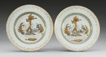 149. A pair of grisailles dishes, presumably Samson.