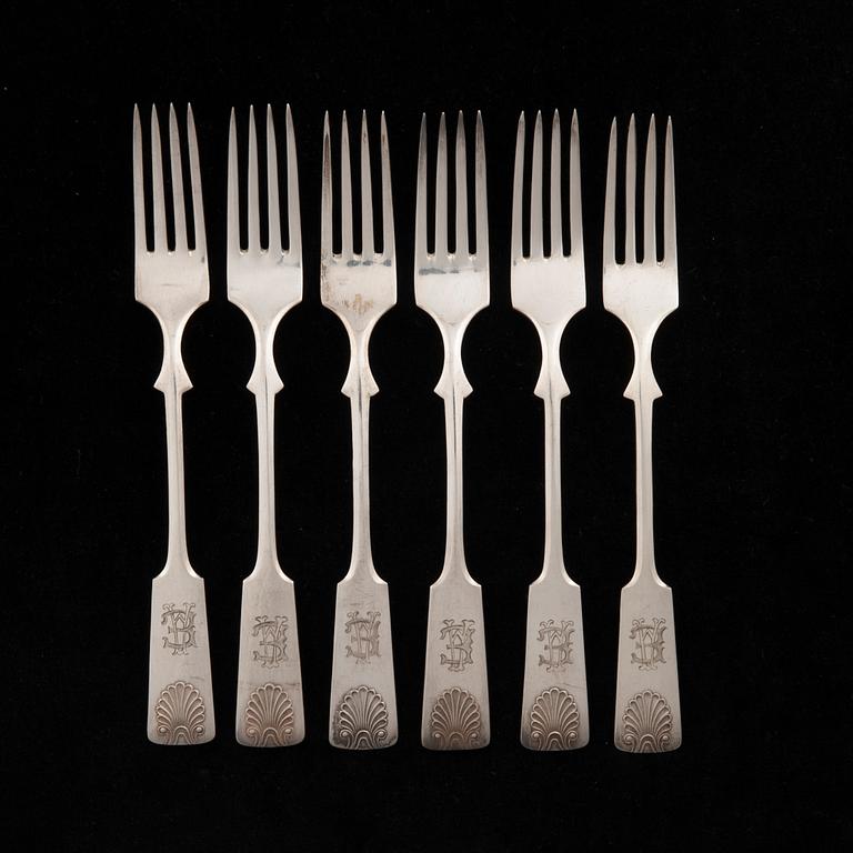 BESTICK, 6+6, silver, "Musslan", Helsingfors 1938. Knivbladen stål. Sammanlagd vikt ca 716 g.