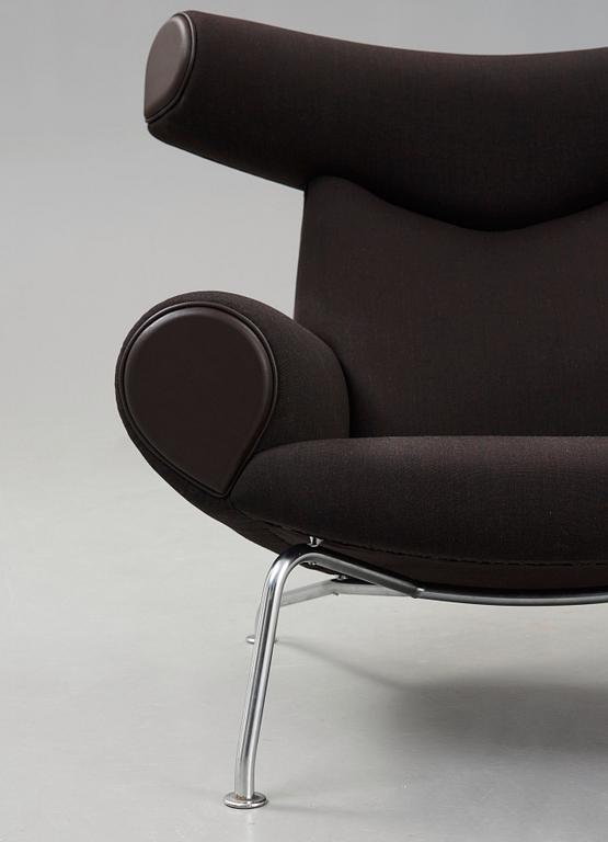 HANS J WEGNER, fåtölj "Ox-Chair", sannolikt producerad av AP-stolen, Danmark 1960-tal.