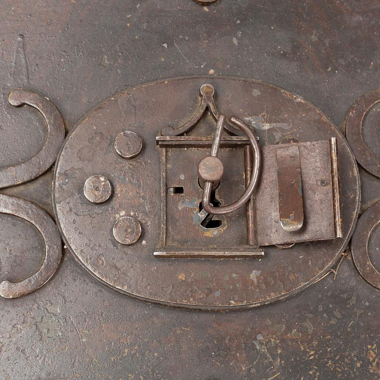 A steel strongbox from around the year 1900.