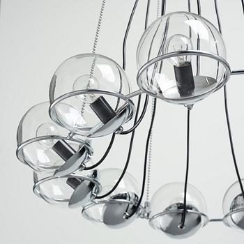 Gino Sarfatti, "2109/Le Sfere”, taklampa för Flos, Italien.