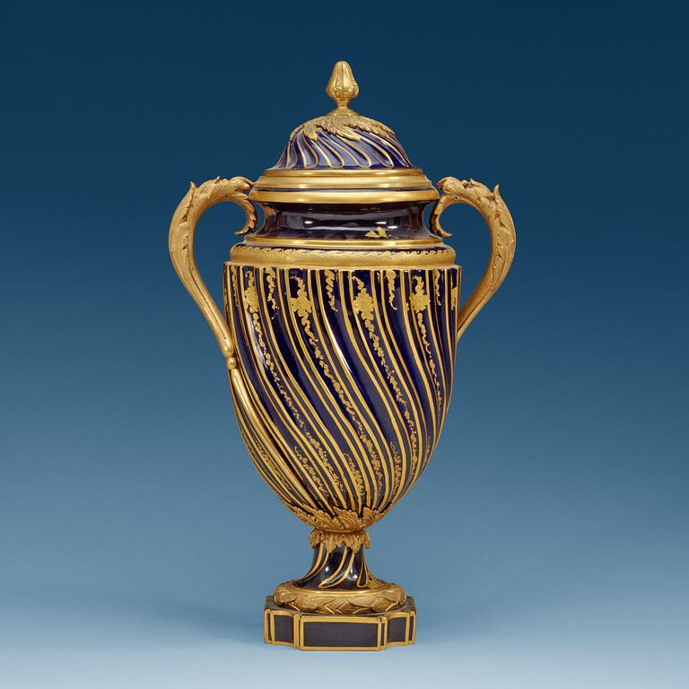 A French ormolu mounted 'Sèvres' vase with cover, ca 1900.