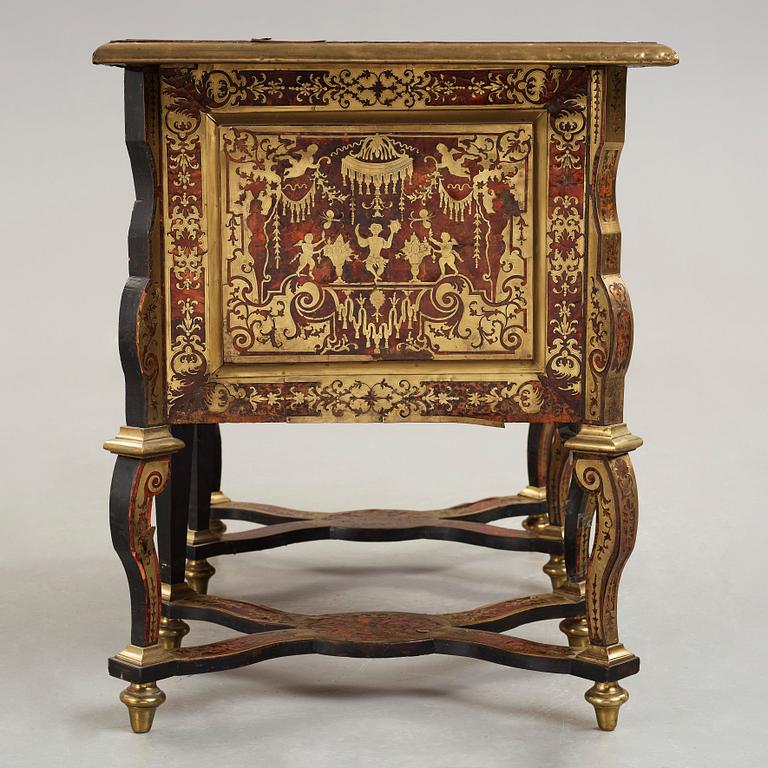 SKRIVBORD, sk Bureau Mazarin, Frankrike omkring år 1700, barock, kretsen av Nicolas Sageot (1666-1731).