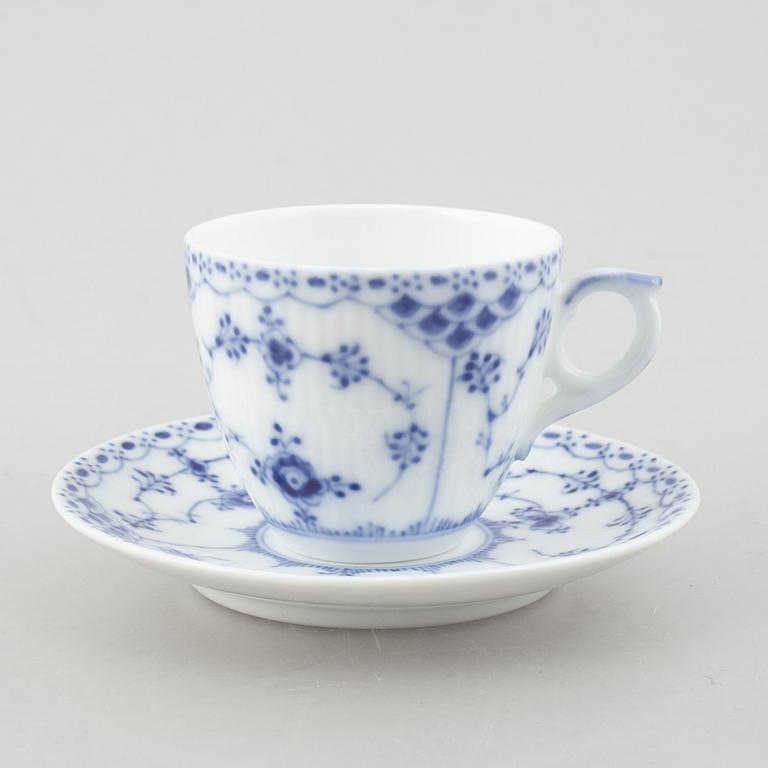 A set of 29 'Musselmalet' porcelain pieces, Royal Copenhagen, Denmark.