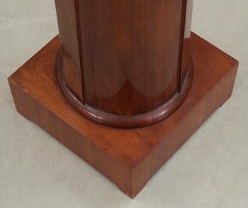 KOLONN / PIEDESTAL. Karl Johan, 1800-talets första hälft.