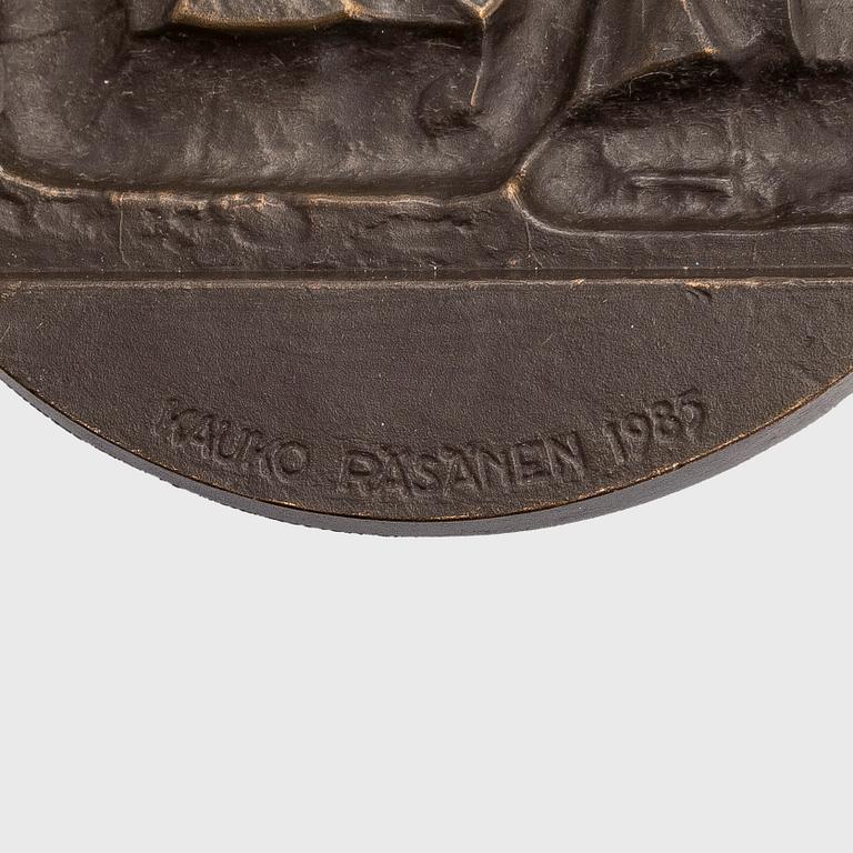 Kauko Räsänen, medalj, "Rautakirja 1910", signerad Kauko Räsänen 1985.