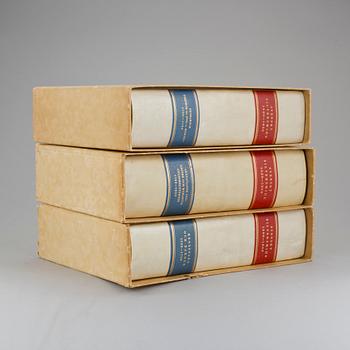 SVENSKT SILVERSMIDE I-III, 3 vol, av Carl Hernmarck mfl, Stockholm 1941-45.