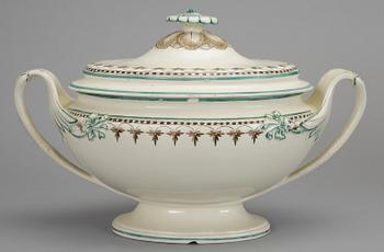 TERRIN med LOCK, flintgods, Wedgwood, England, omkr år 1800.