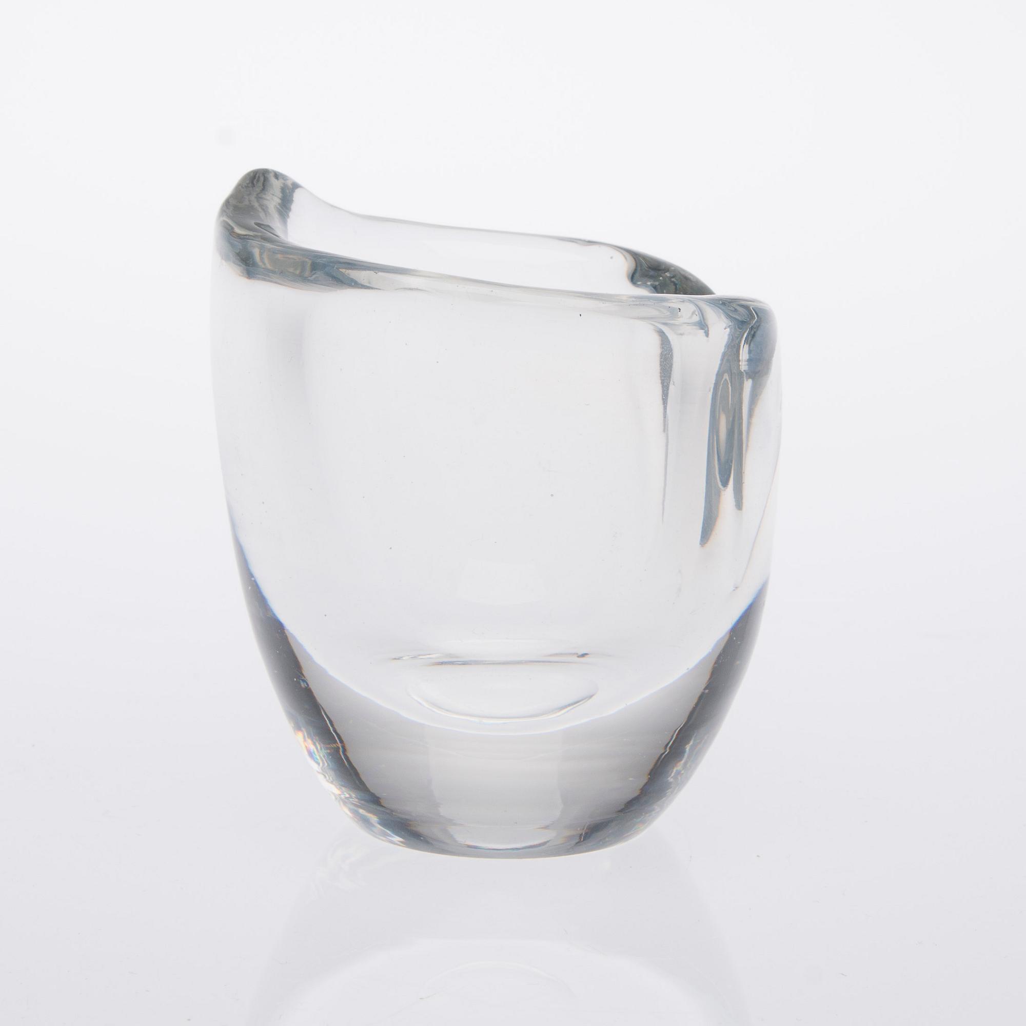 VAS, glas, modell 3508, signerad Tapio Wirkkala Iittala. Formgiven 1950.