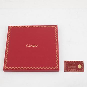 Cartier, scarf.