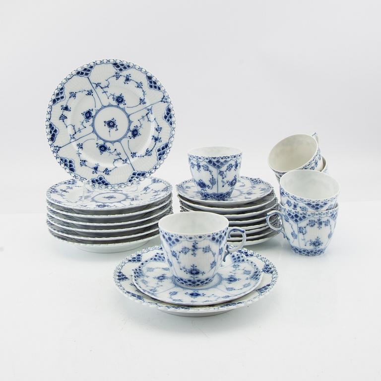 Royal Copenhagen, 15 porcelain service parts 'Musselmalet full lace and half lace', Denmark.