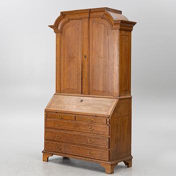 Writing cabinet, 18th century.