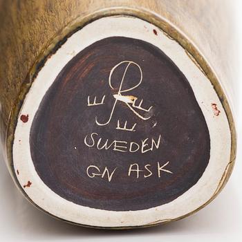 Gunnar Nylund, a stoneware jug and vase, Rörstrand.