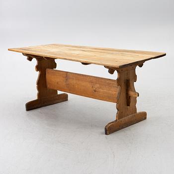 A wooden table, 18th/19th century.