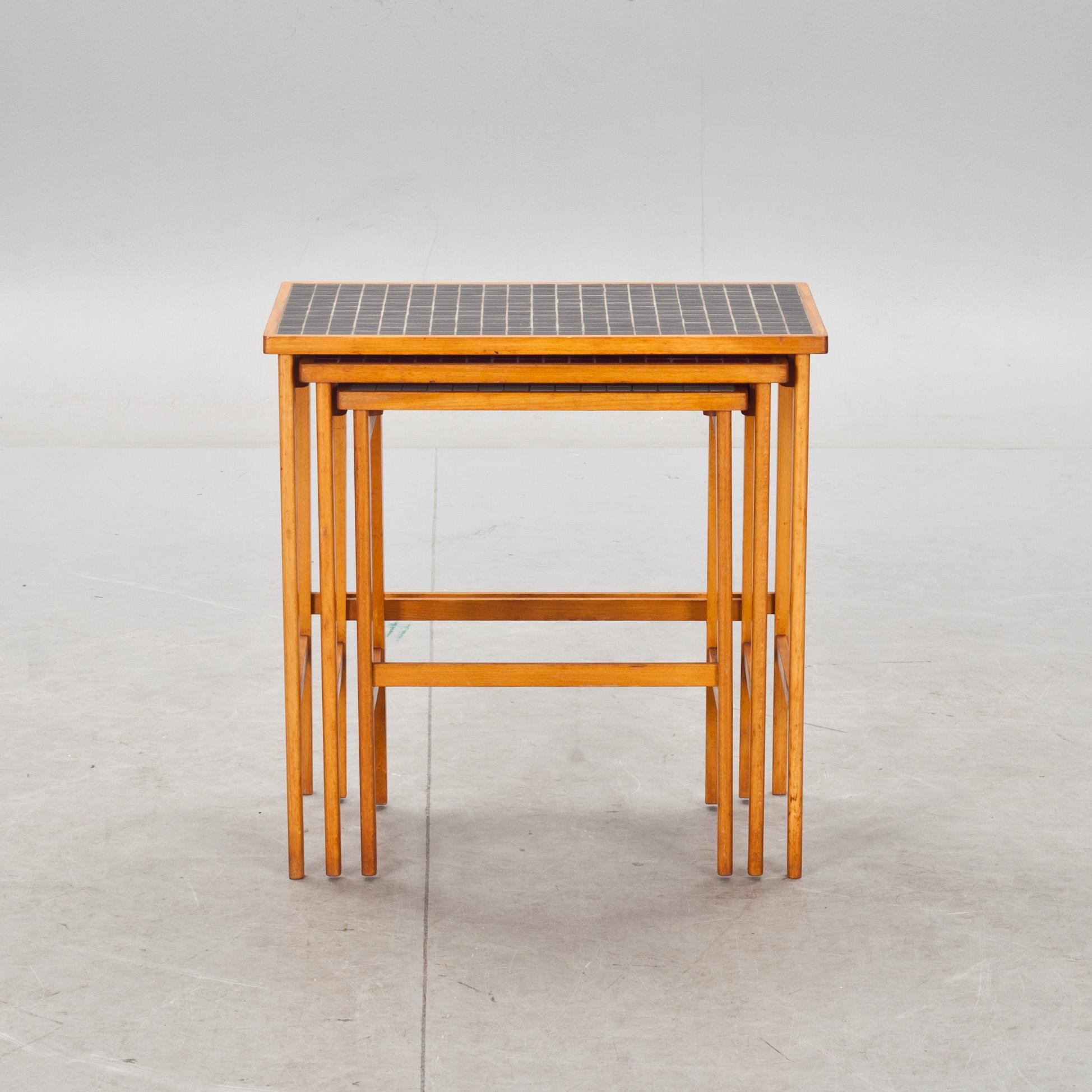 SATSBORD, 3 delar, AB Tidaholms Möbelfabrik, 1950-tal.