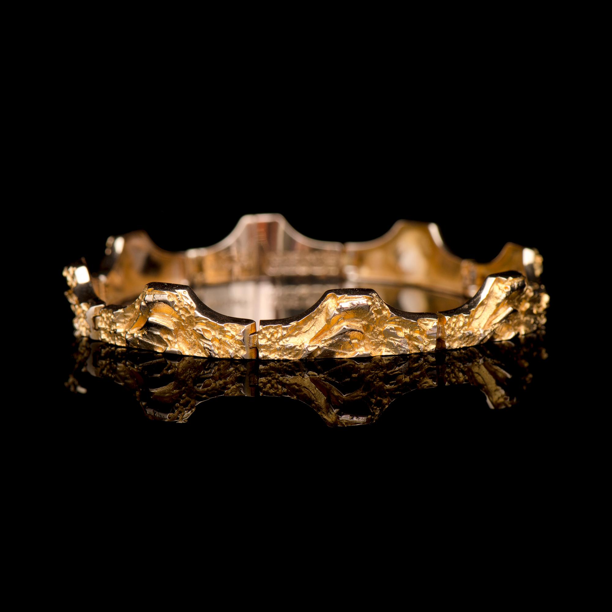 BJÖRN WECKSTRÖM, ARMBAND, "Golden bridge", 14K guld. Lapponia 1972.