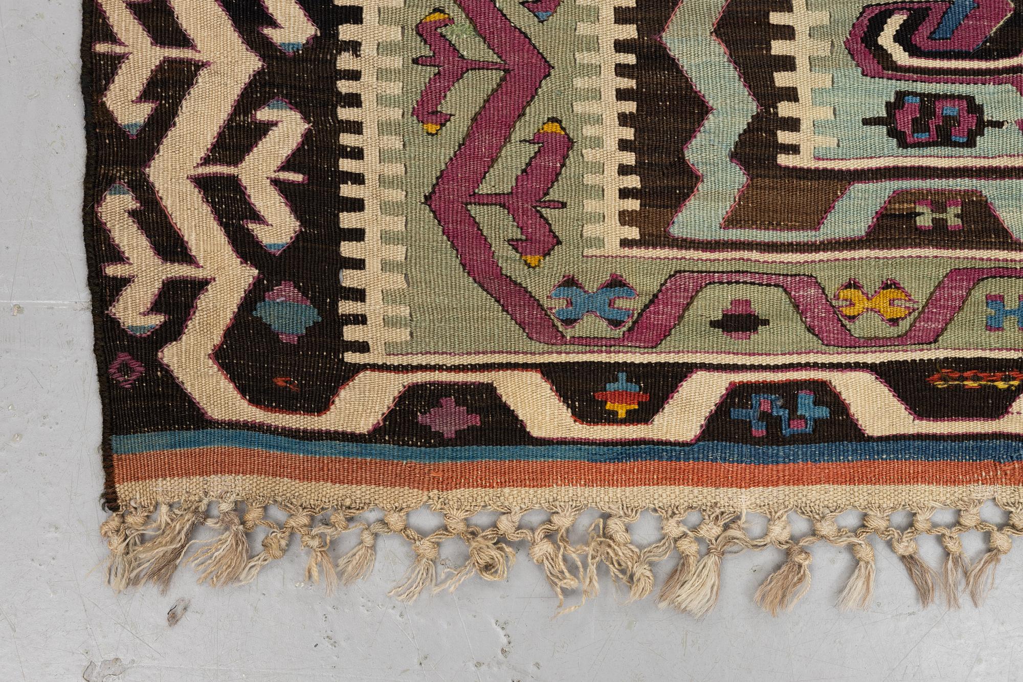 Matta, antik Anatolik Namazlyk kelim, ca 168 x 106 cm.