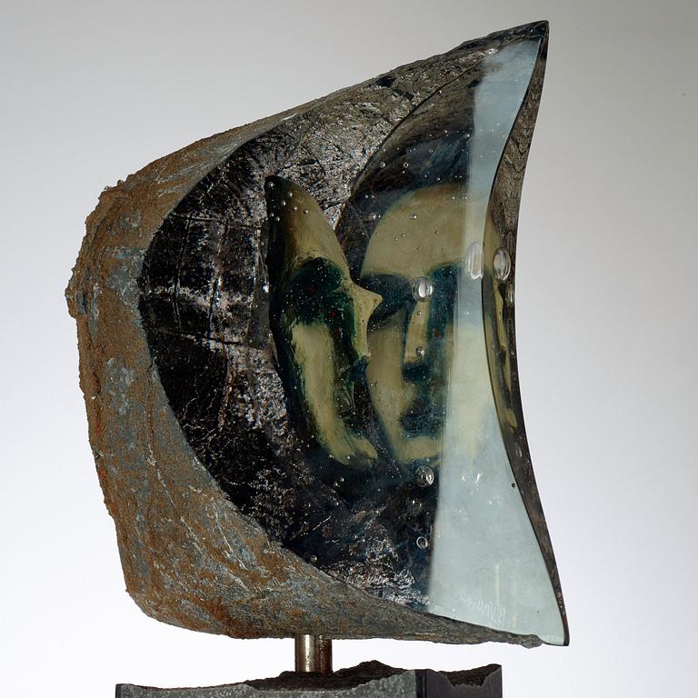 A unique Bertil Vallien sand cast glass sculpture, Kosta Boda 1999.