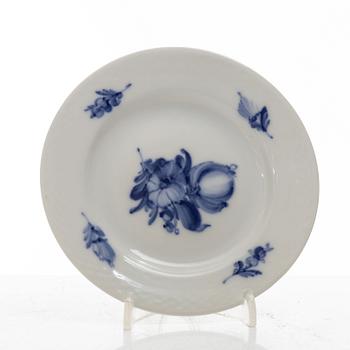 An 85-piece "Blå Blomst' porcelain dinner and cofee service, Royal Copenhagen, Denmark.