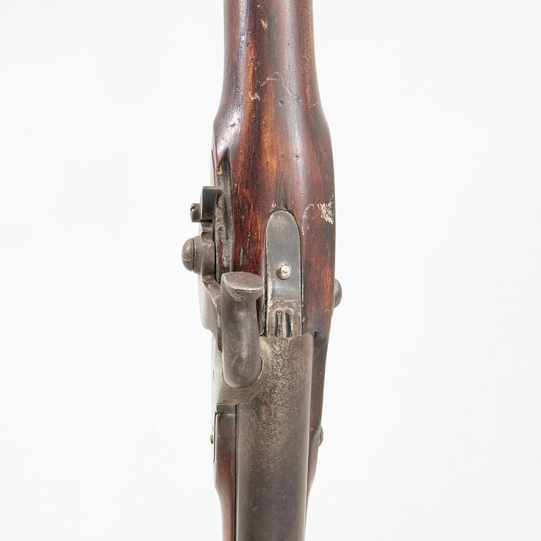 A Swedish shortened 1815-45 pattern percussion gun.