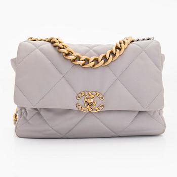Chanel, bag, '19 Large Flap Bag'.