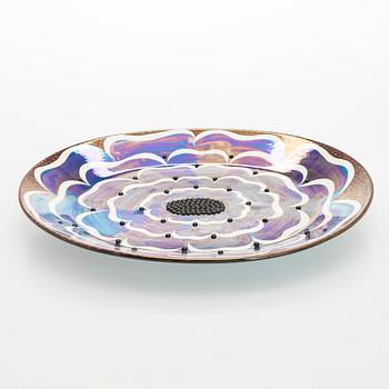 Birger Kaipiainen, a decorative ceramic dish, marked Birger Kaipiainen Arabia Finland.