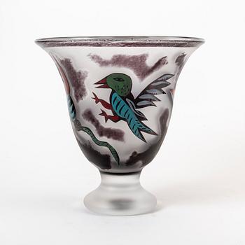 An Ulrica Hydman-Vallien signed glass bowl from Kosta Boda.