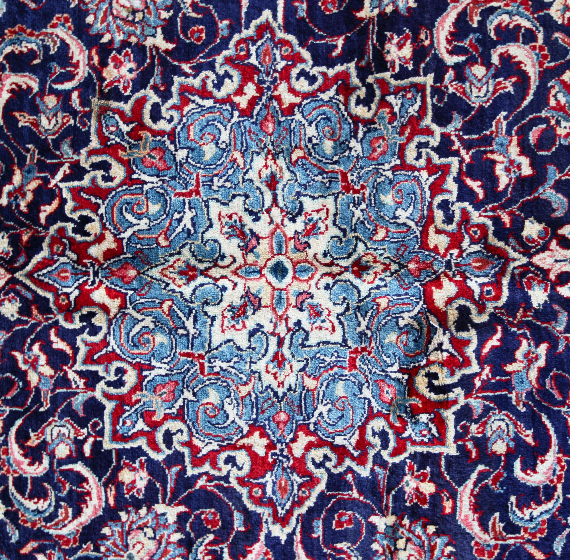 MATTA, Mahal, ca 395 x 300.