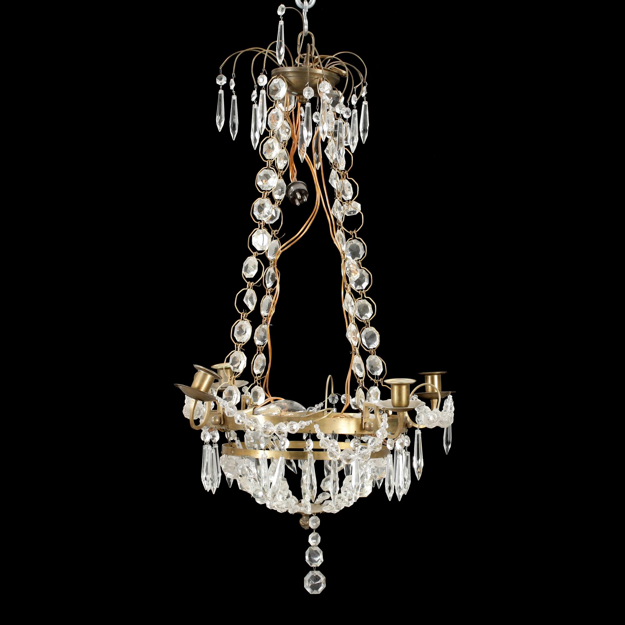 LJUSKRONA, gustaviansk stil, 1900-tal. Höjd 60cm.