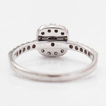 Tillander "Red Label" ring, 14K vitguld, med diamanter totalt ca 0.31 ct. Helsingfors 2017.