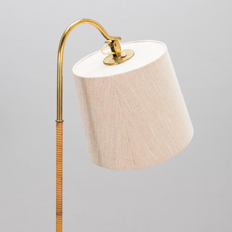 Paavo Tynell, a mid 20th century '9609' floor lamp for Taito.