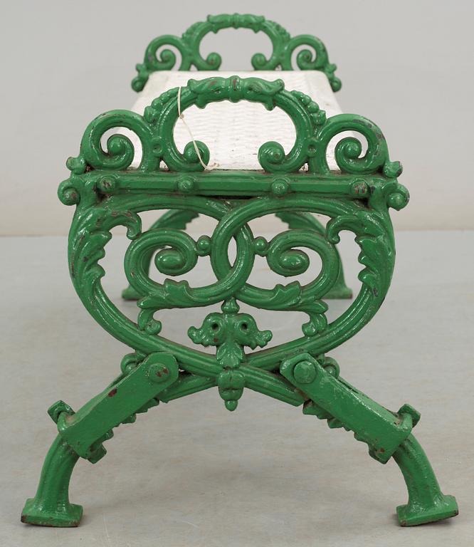 TRÄDGÅRDSBÄNK, gjutjärn, 1800-talets slut.