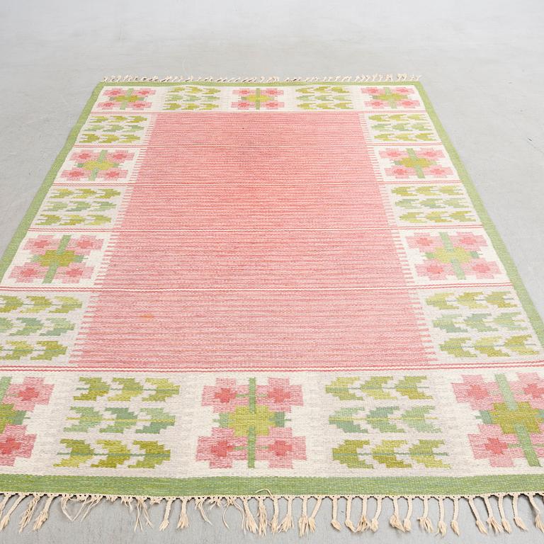Berit Woelfer, rug, röllakan, "Flora", 200 x 280 cm, Axeco Svenska AB.