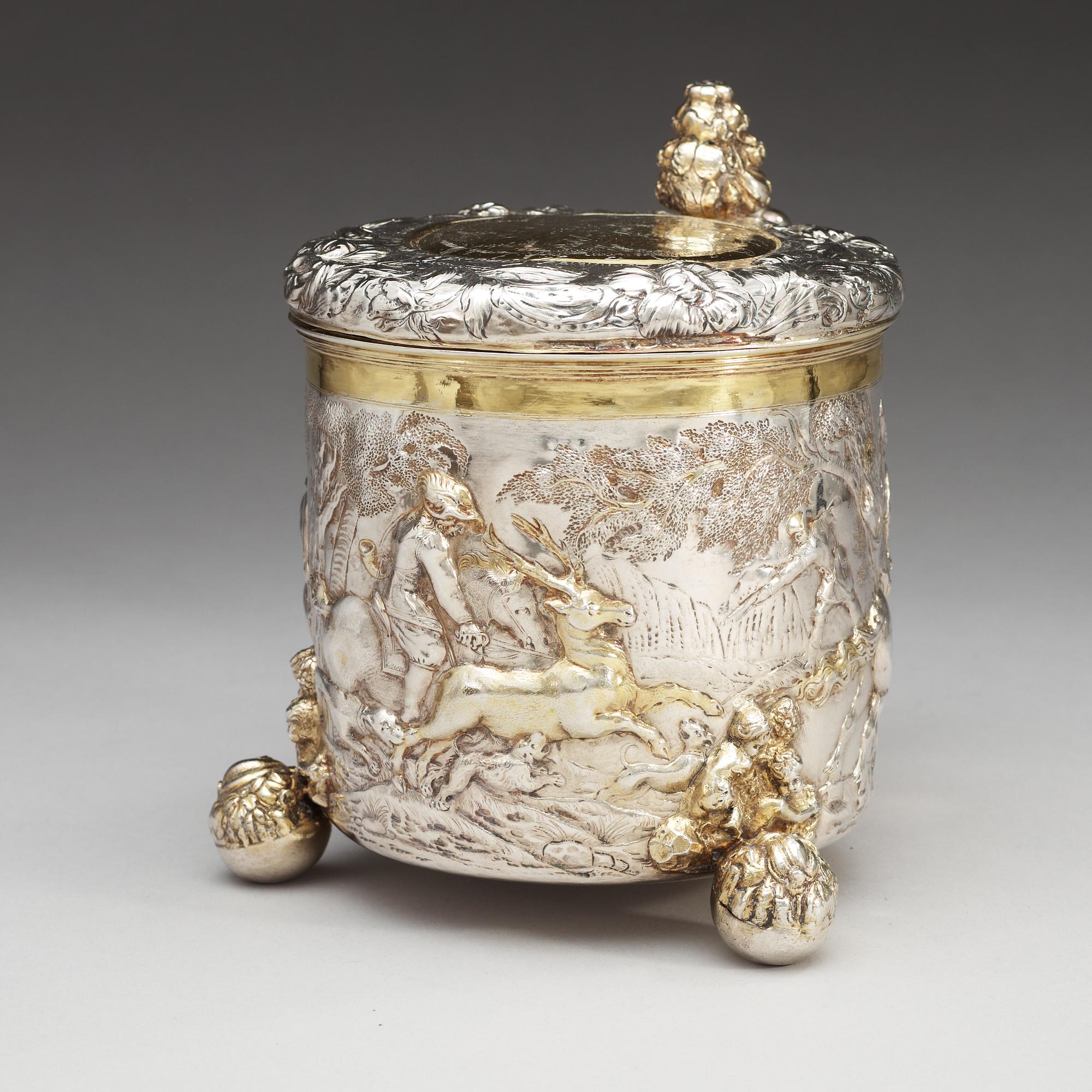DRYCKESKANNA, av Johan Wefwer, (verksam i Linköping 1672-1705), daterad i gravyren 1673. Barock.