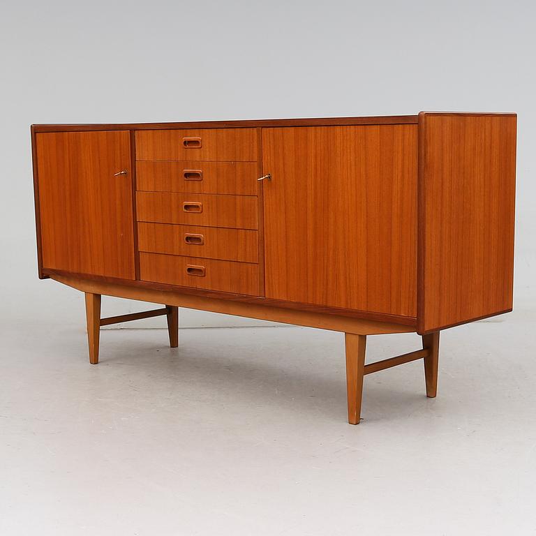 SIDEBOARD, 1900-talets andra hälft.