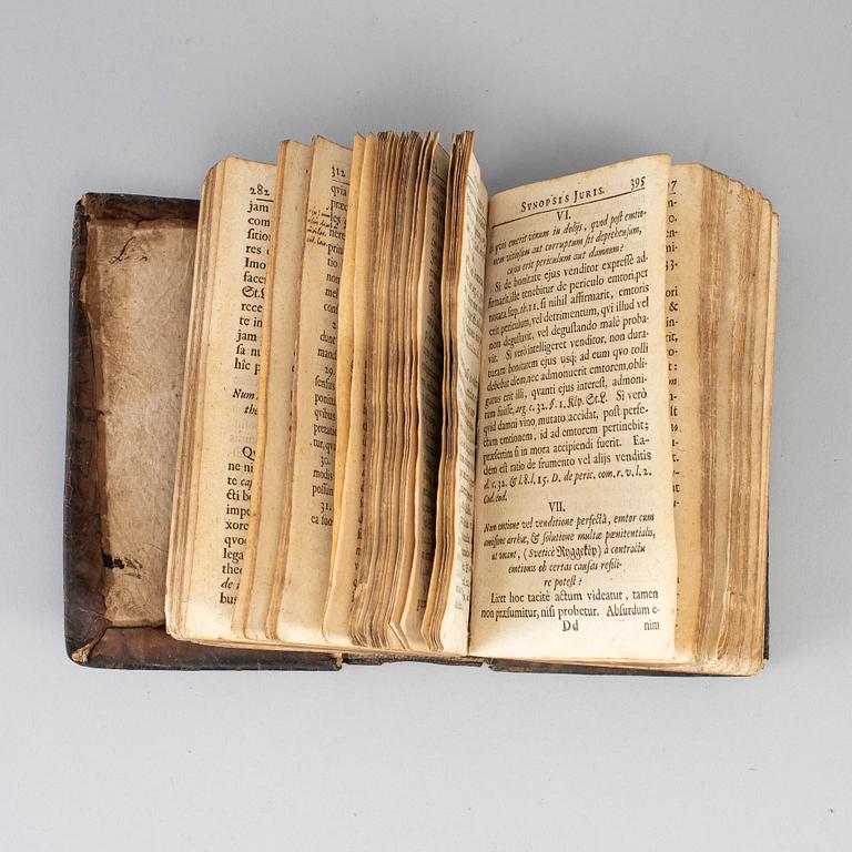 A book dated Gothoburg d 25 Martij 1673.