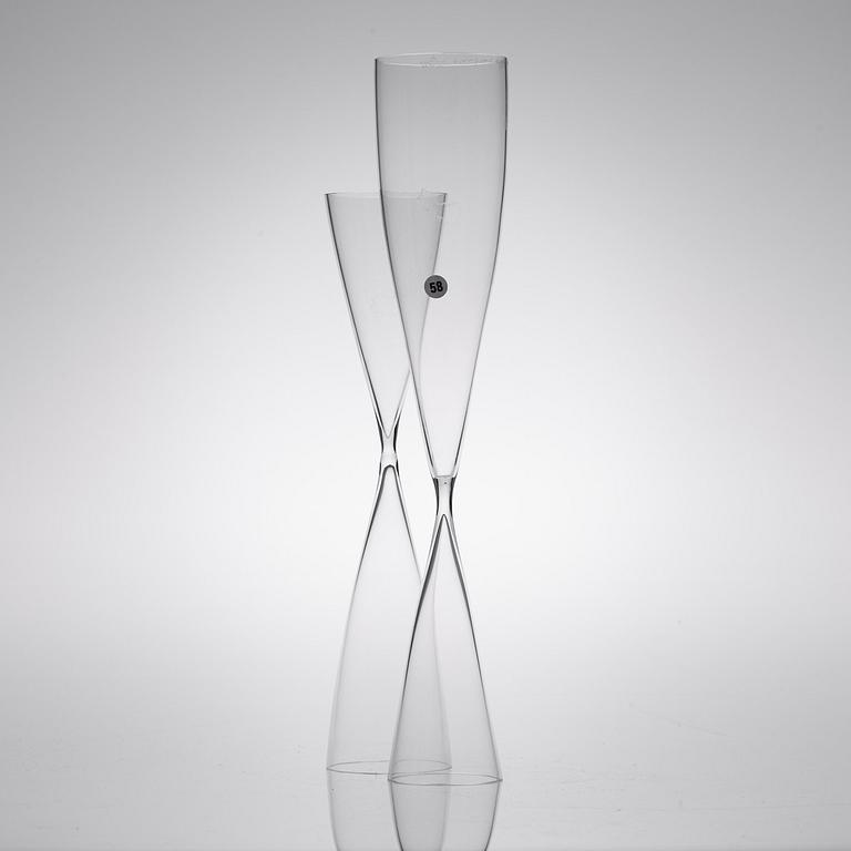 Two Ingeborg Lundin hourglass vases, Orrefors, Sweden ca 1953.