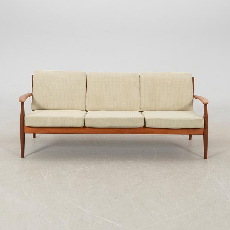 Grete Jalk, sofa 1960s for France & Son Denmark.