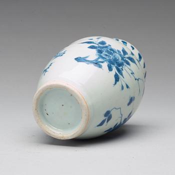 VAS, porslin. Transition, 1600-tal.