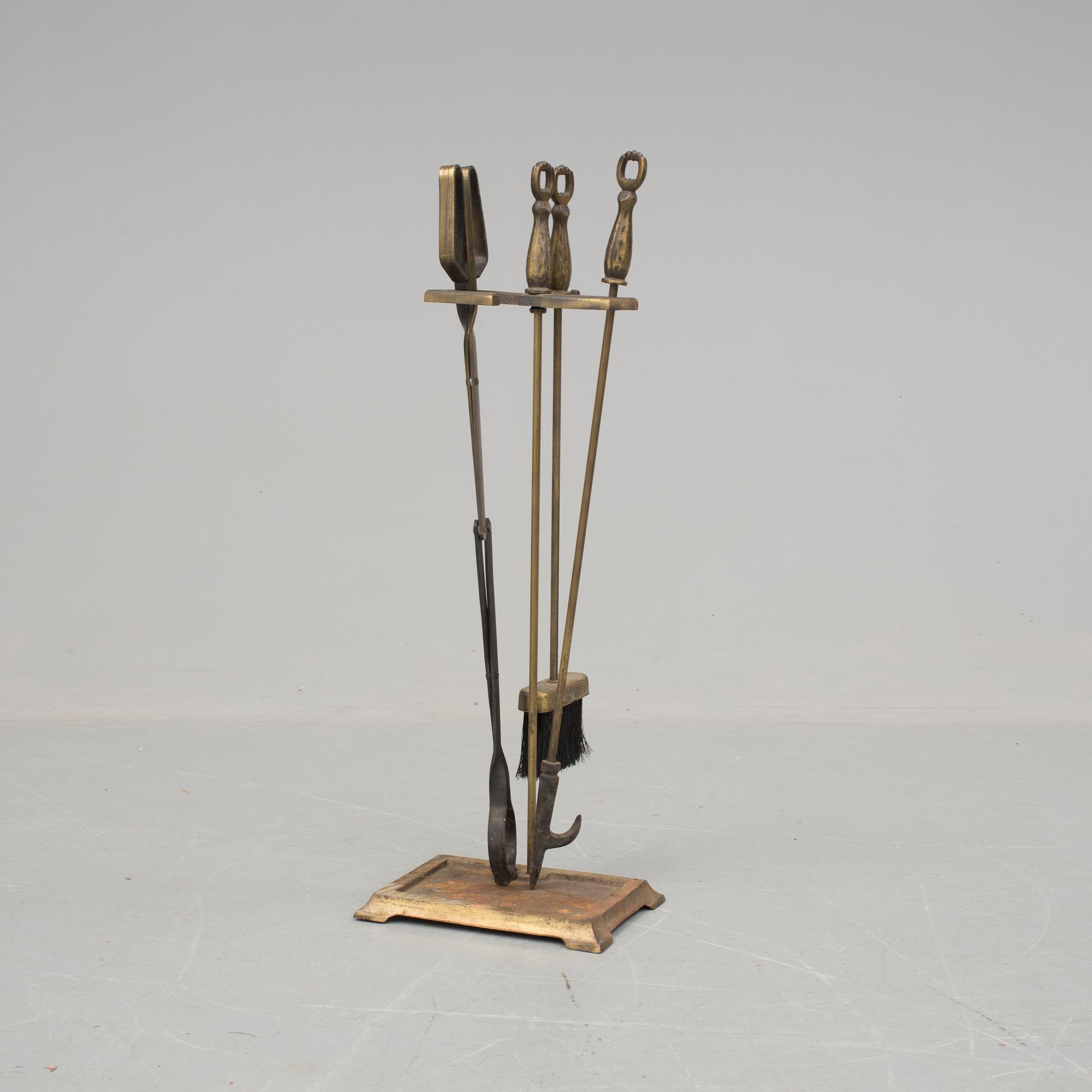 BRASSET, 4 delar, gulmetall, 1900-talets andra hälft.