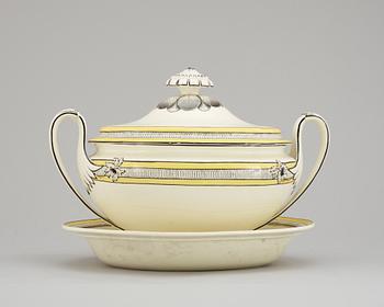 A 19th century cremware tureen.